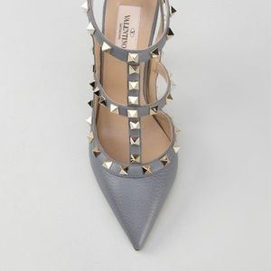 Valentino Rockstud Leather Pumps